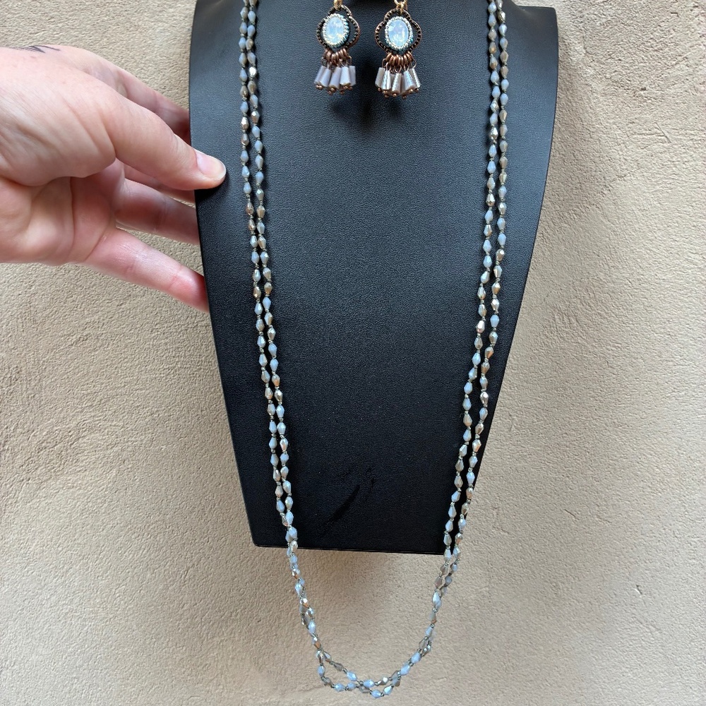 [Video] Versatile Sparkle Cut Necklace Duo + Earrings - Picture 4 of 5